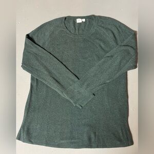 GAP woman’s Dark Green Crewneck Sweater